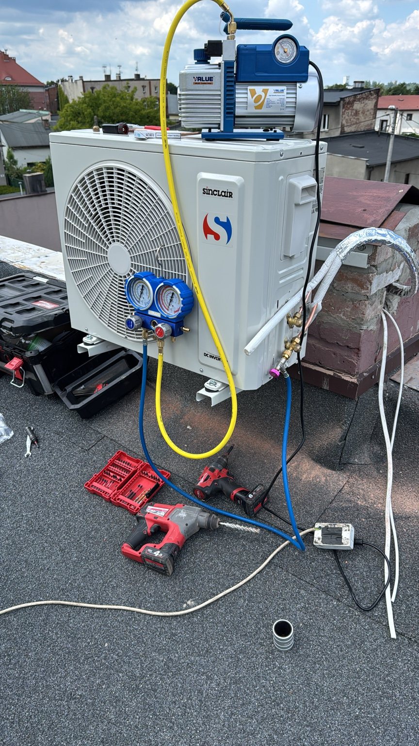 Obsługa urządzenia klimatyzacji na dachu